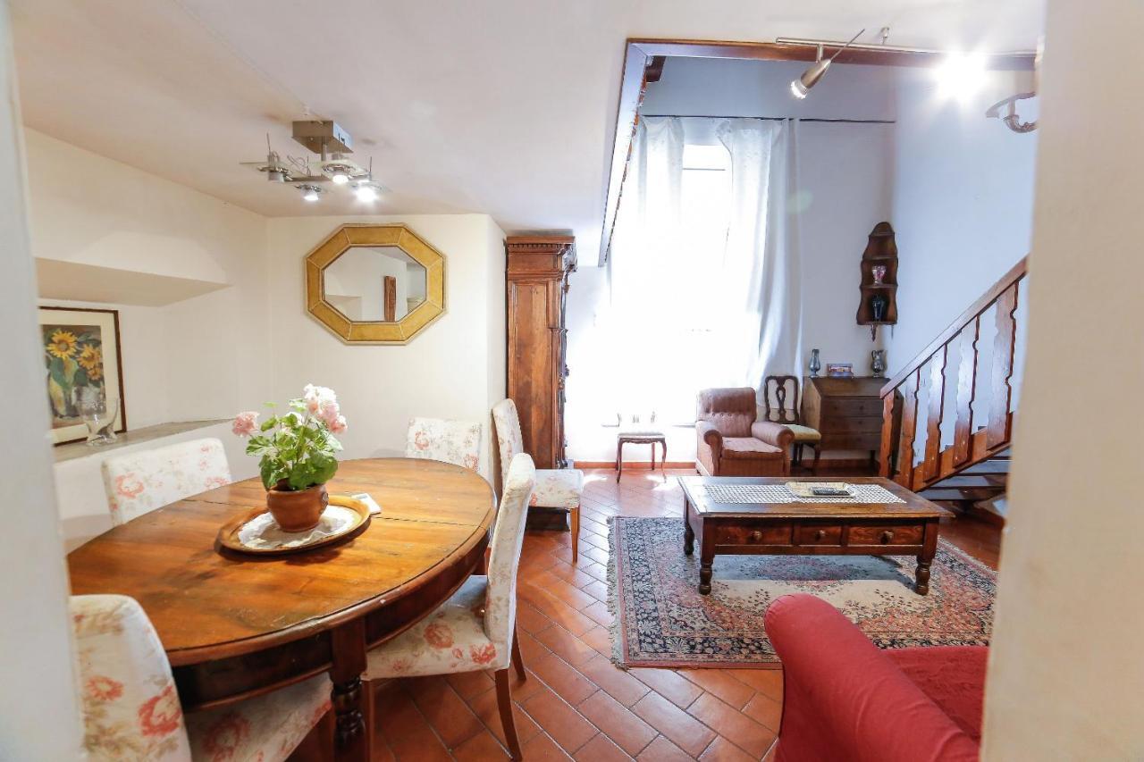 Traditional Apt Close To The Duomo - Private Yard! Firenze Bagian luar foto